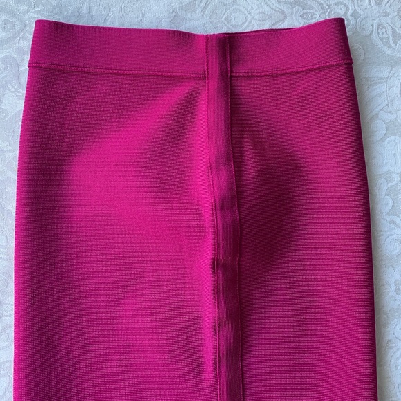Guess by Marciano size XXS bandage skirt - Picture 9 of 13